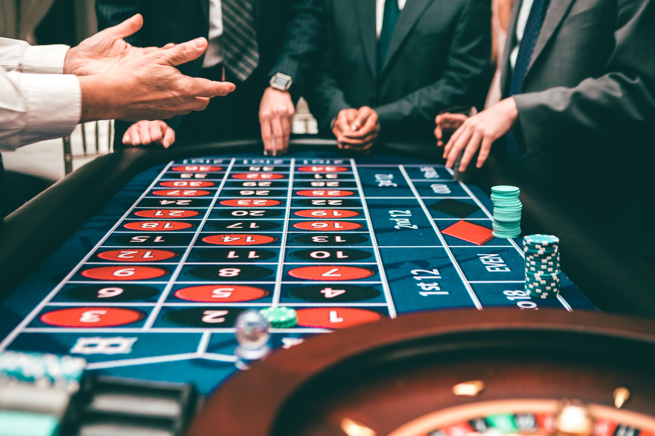 10 tips to start playing online poker